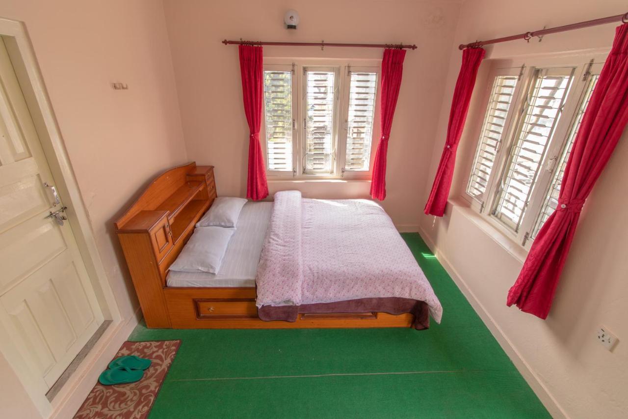 New Tourist Guest House Pokhara Exterior foto