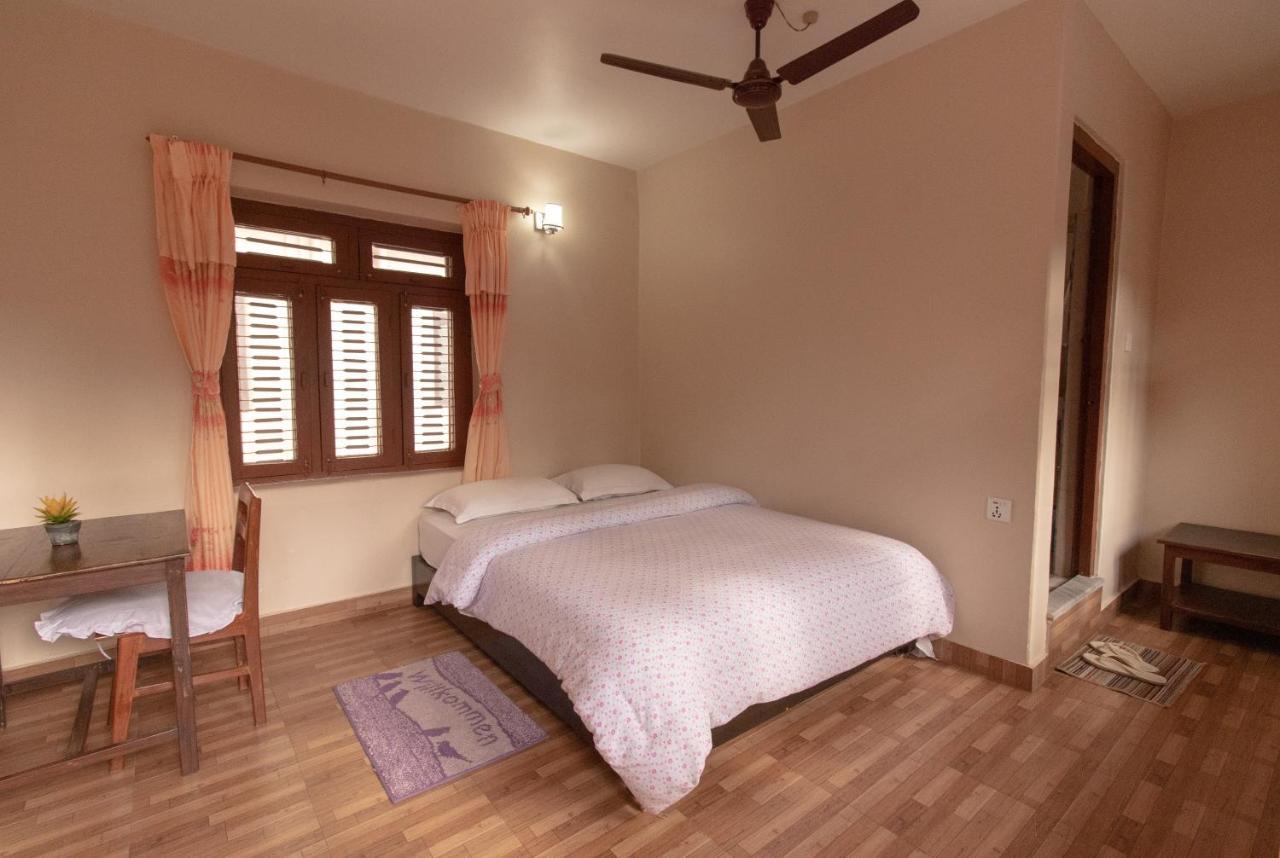 New Tourist Guest House Pokhara Exterior foto